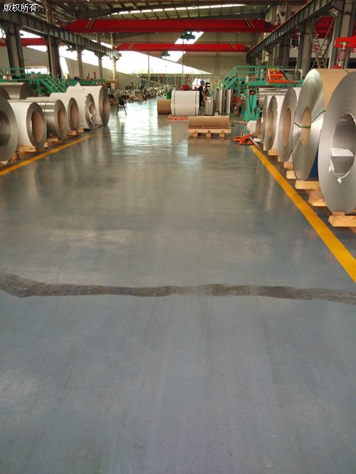 ���P�С��